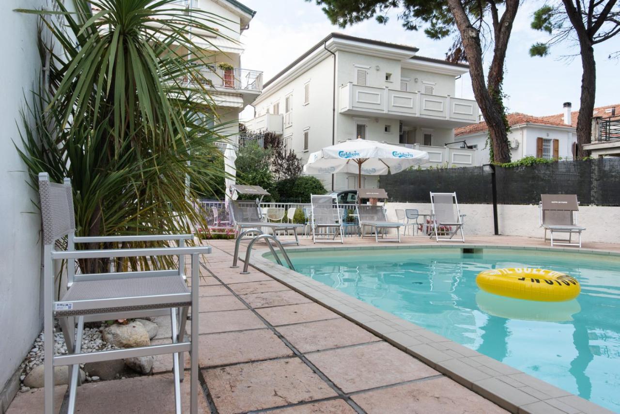 Hotel Consul - Family Hotel Riccione Zewnętrze zdjęcie