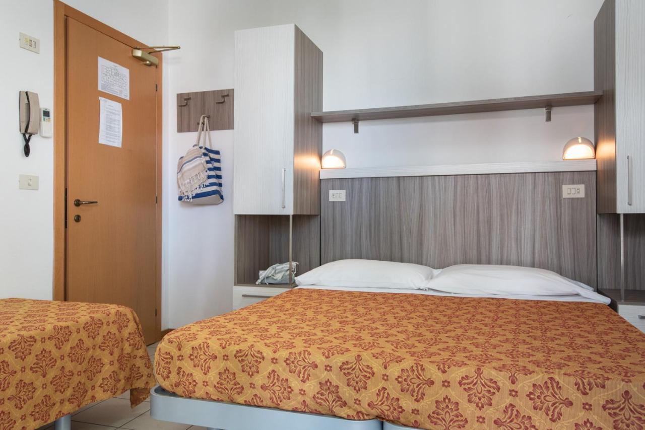 Hotel Consul - Family Hotel Riccione Zewnętrze zdjęcie
