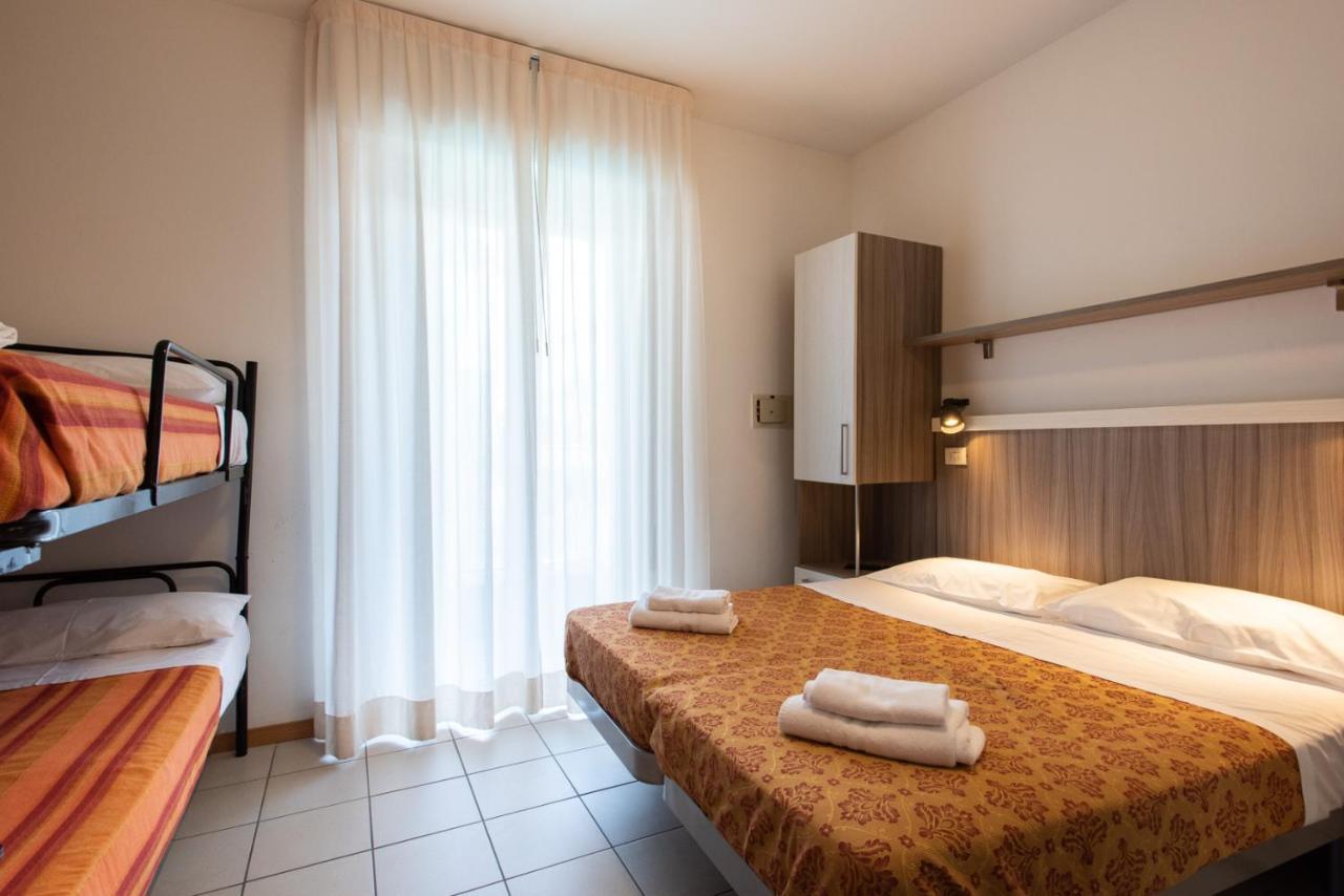 Hotel Consul - Family Hotel Riccione Zewnętrze zdjęcie