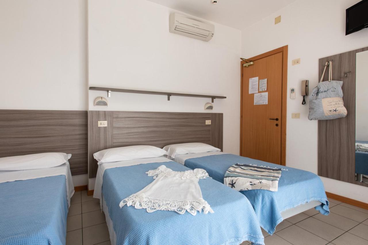 Hotel Consul - Family Hotel Riccione Zewnętrze zdjęcie