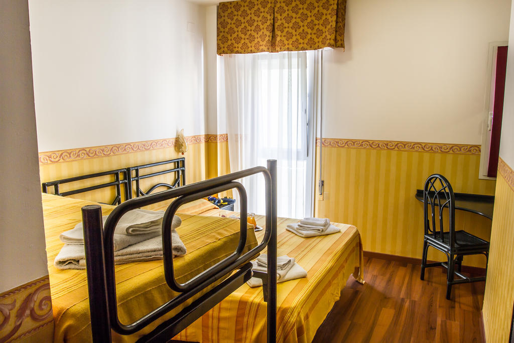Hotel Consul - Family Hotel Riccione Pokój zdjęcie