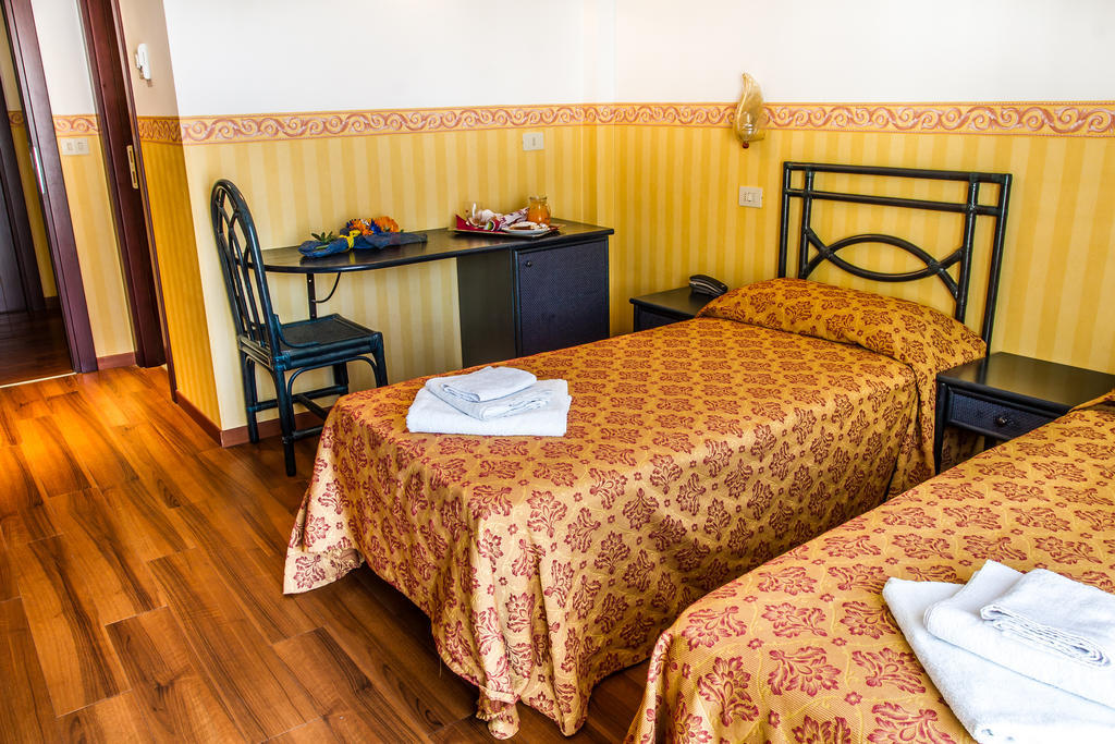 Hotel Consul - Family Hotel Riccione Zewnętrze zdjęcie